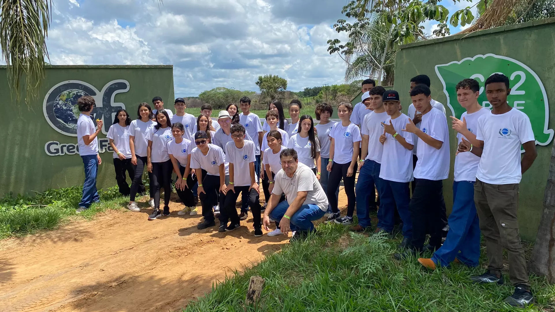 Visita Pedagógica à Fazenda Green Farm em Itaquirai-MS: Aprendizado sobre Sustentabilidade e Inovação Ambiental